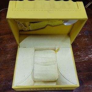 Invicta watch case